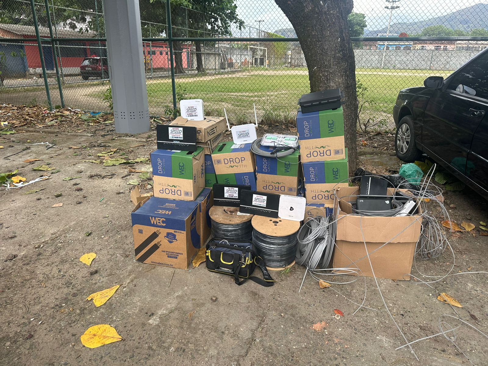 14° BPM faz operação fa coibir o tráfico de drogas e roubo de carros em comunidades da Zona Oeste 